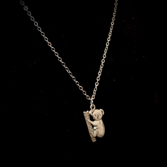 koala bear necklace 3/8" stainless steel pendant on a silvertone necklace chain - Picture 10 of 12